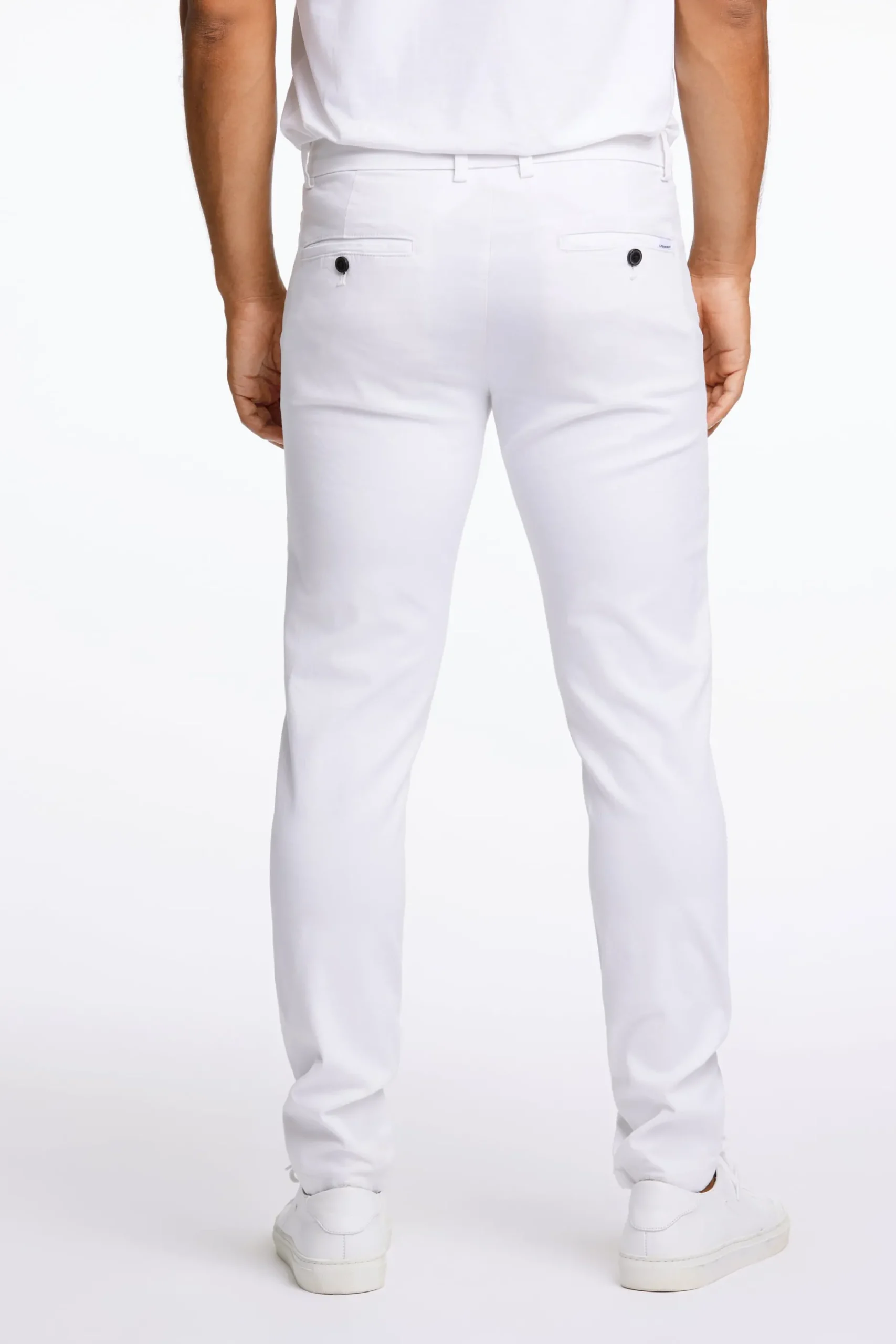 Chinos