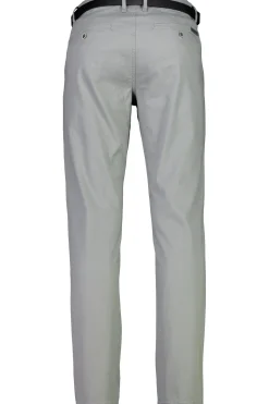 Chinos
