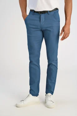 Chinos