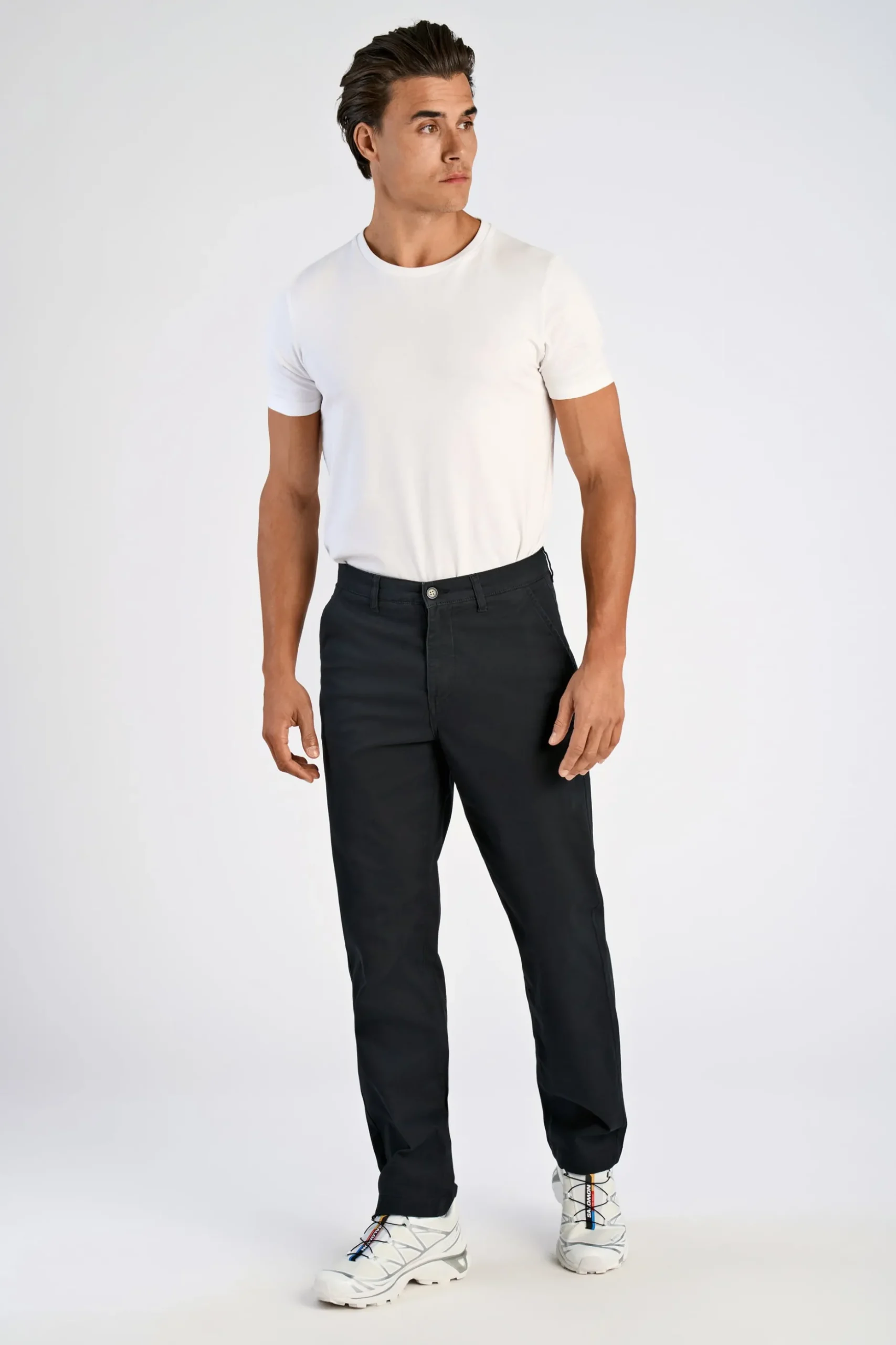 Chinos