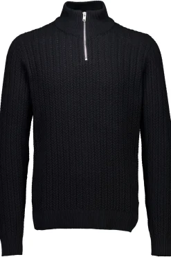 Half-zip