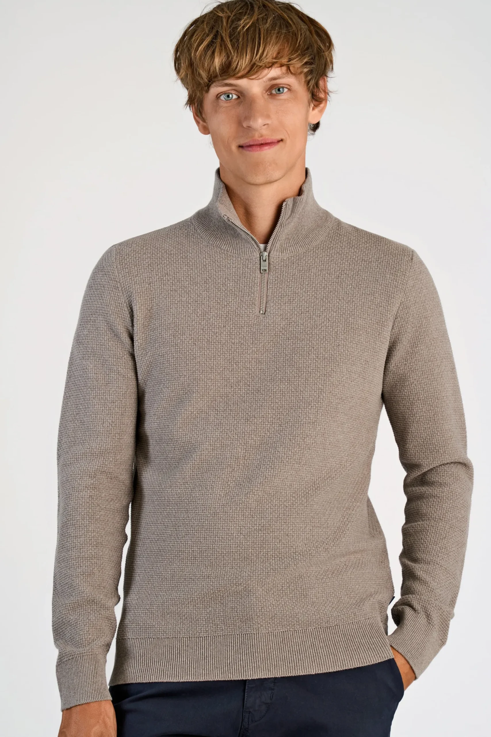 Half-zip