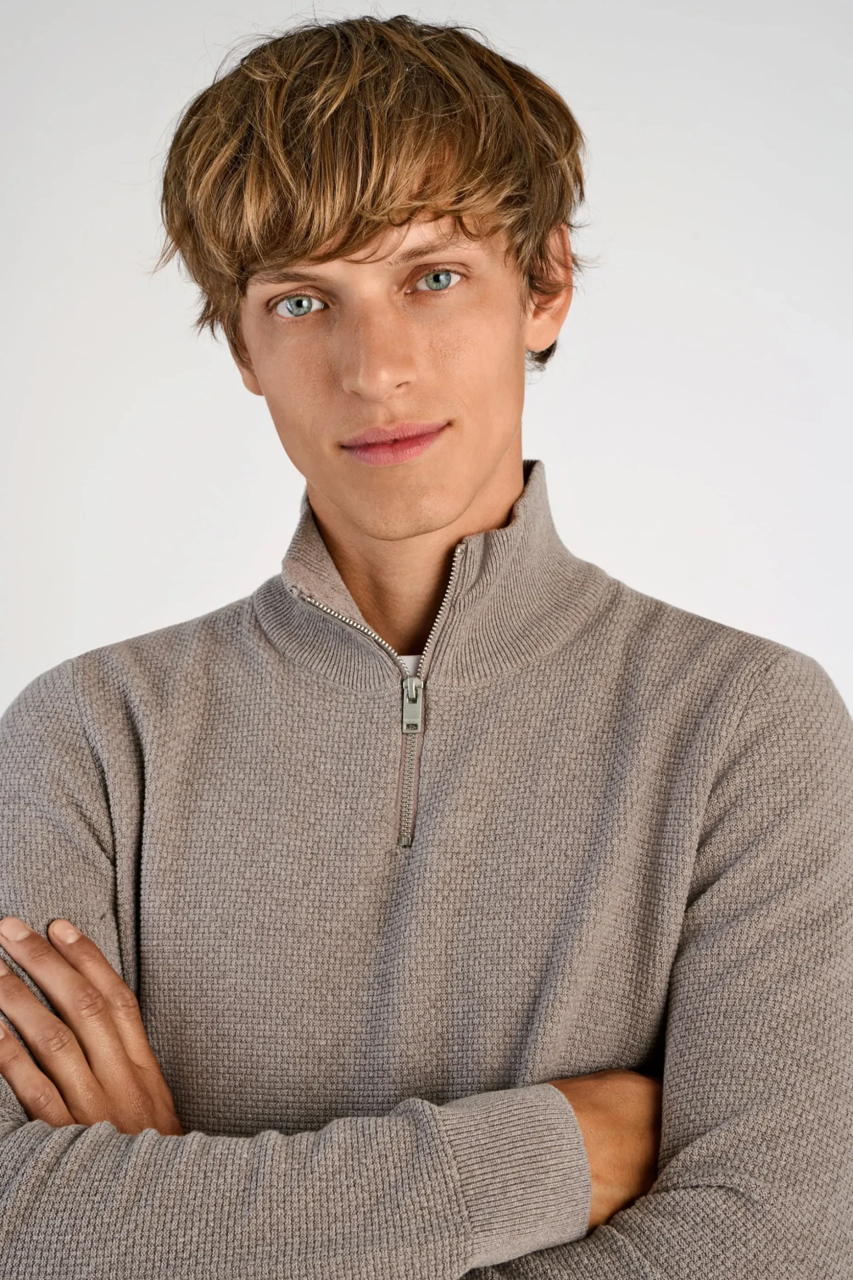 Half-zip