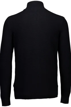 Half-zip