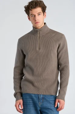 Half-zip