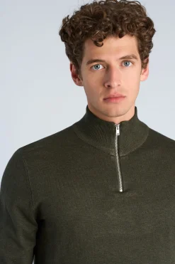 Half-zip