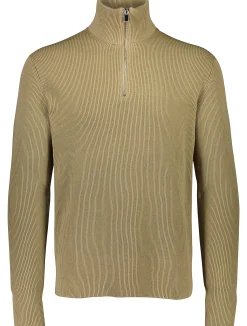 Half-zip