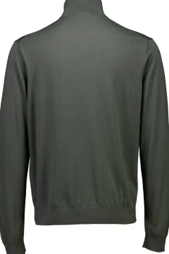 Half-zip