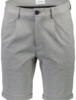Performance shorts