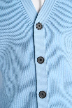 Stickad väst